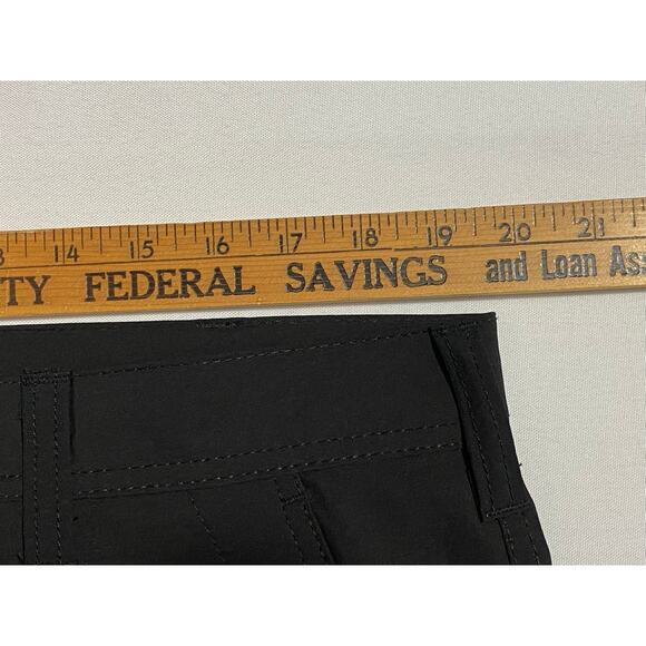 IRON CO. Cargo Belted Shorts Black Size 36 NEW - Picture 3 of 6